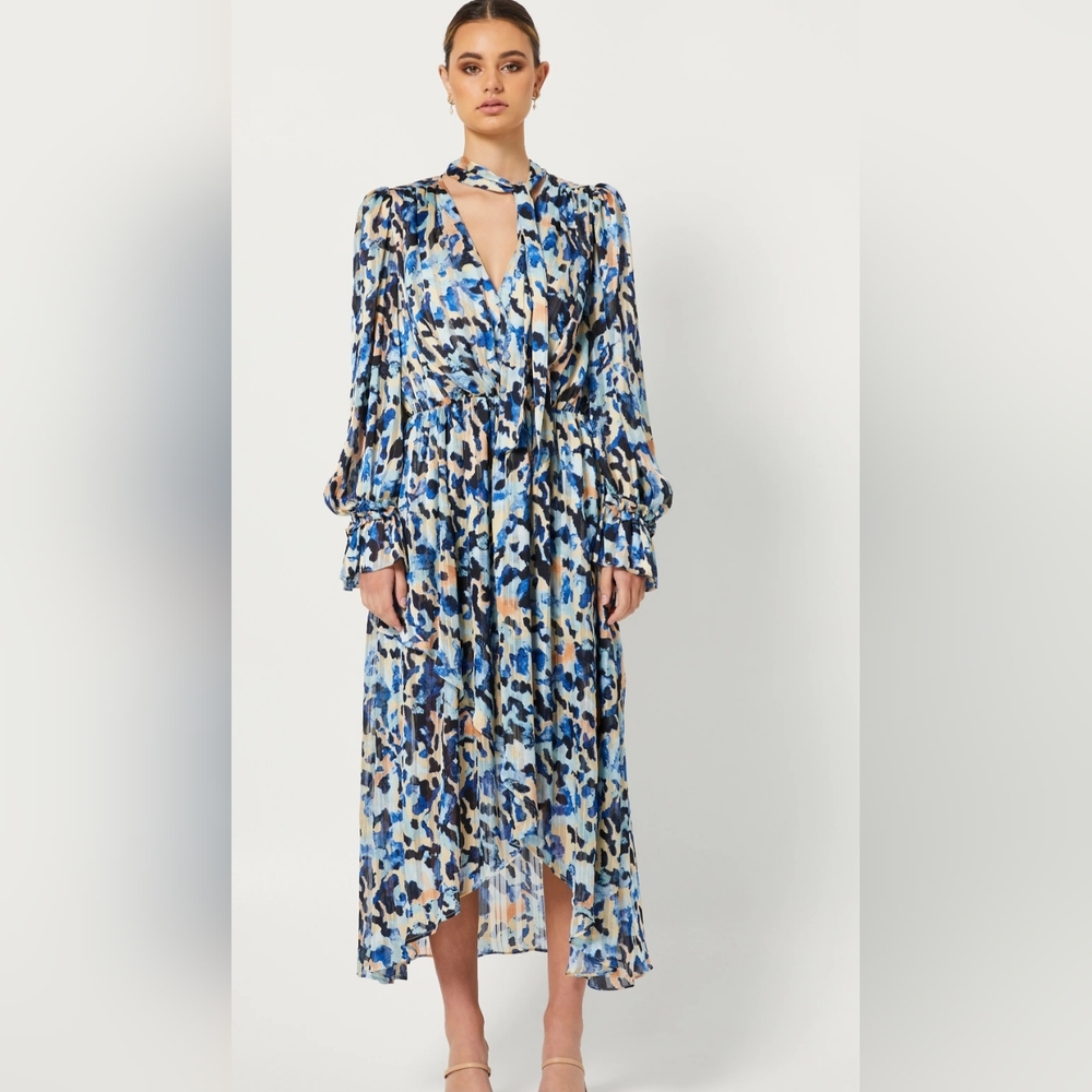 Elliatt Heavenly Creature Lucid Georgette Midi Dress In Leopard Print Size Small